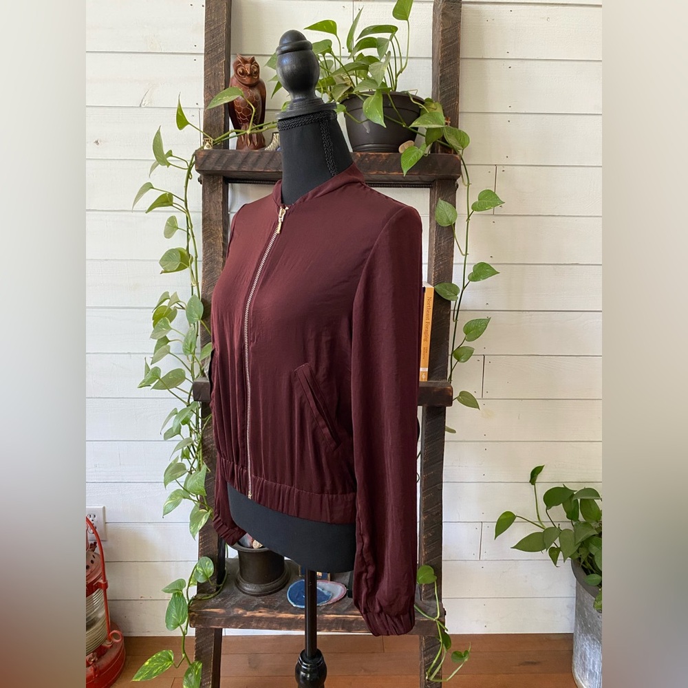 H&M: Women's Burgundy Bomber Jacket - Picture 9 of 17